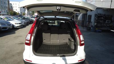 2010 Honda CR-V LX - Photo 9 - Van Nuys, CA 91405