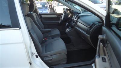 2010 Honda CR-V LX - Photo 11 - Van Nuys, CA 91405