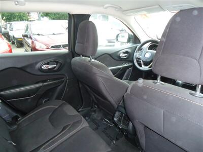 2015 Jeep Cherokee Latitude   - Photo 14 - Van Nuys, CA 91405
