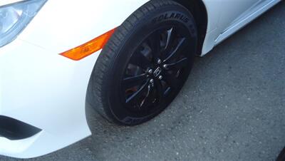 2017 Honda Civic LX - Photo 26 - Van Nuys, CA 91405