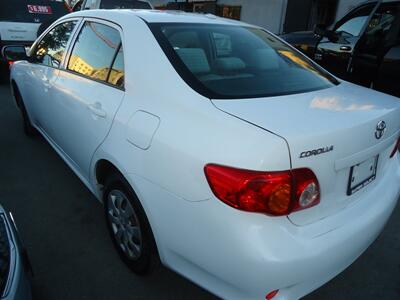 2009 Toyota Corolla LE   - Photo 2 - Van Nuys, CA 91405