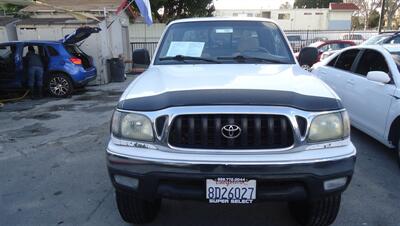 2002 Toyota Tacoma PreRunner V6 - Photo 5 - Van Nuys, CA 91405