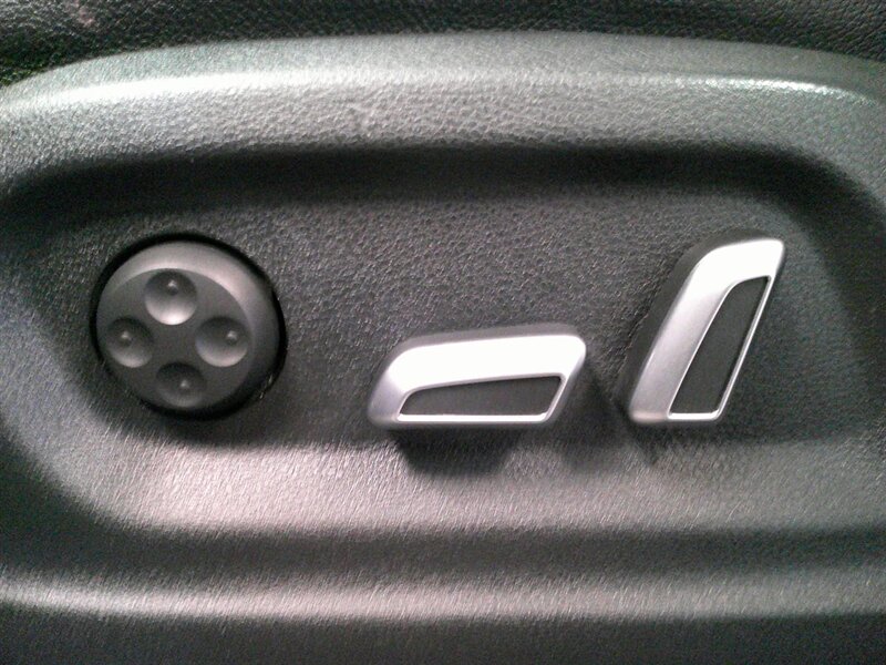 2015 Audi Q5 2.0T quattro Premium - Photo 33 - Spencerport, NY 14559