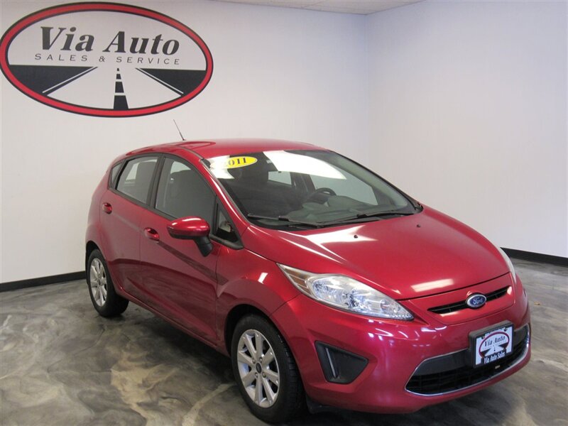 2011 Ford Fiesta SE   - Photo 1 - Spencerport, NY 14559