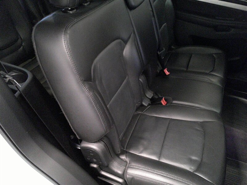 2017 Ford Explorer XLT - Photo 30 - Spencerport, NY 14559