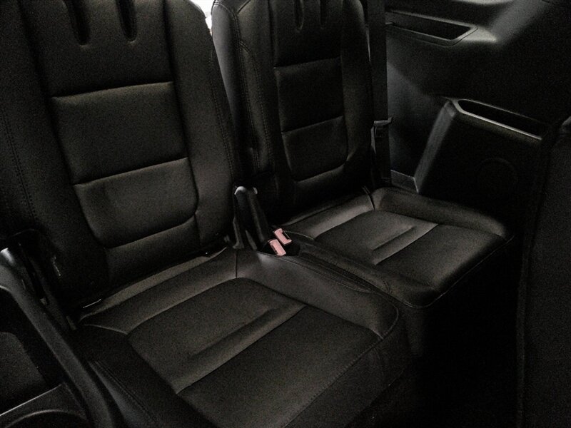 2017 Ford Explorer XLT - Photo 32 - Spencerport, NY 14559