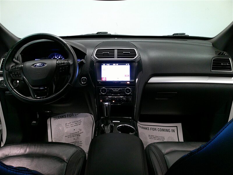 2017 Ford Explorer XLT - Photo 3 - Spencerport, NY 14559