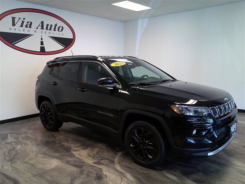 2022 Jeep Compass Limited   - Photo 1 - Spencerport, NY 14559