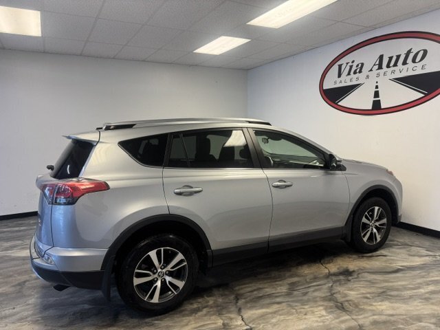 2018 Toyota RAV4 XLE - Photo 9 - Spencerport, NY 14559