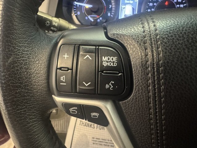 2017 Toyota Sienna XLE Premium 7-Passen - Photo 18 - Spencerport, NY 14559