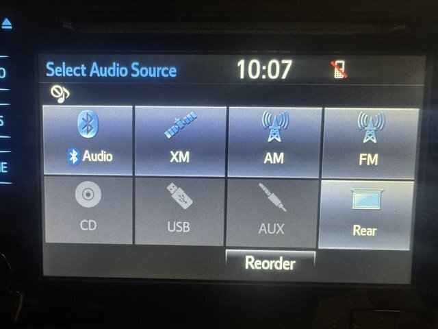 2017 Toyota Sienna XLE Premium 7-Passen - Photo 22 - Spencerport, NY 14559
