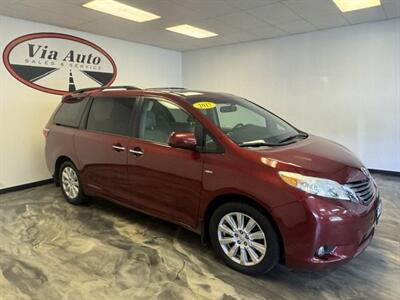 2017 Toyota Sienna XLE Premium 7-Passen Van