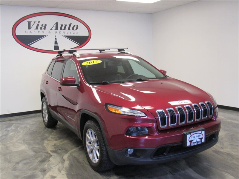 2017 Jeep Cherokee Latitude - Photo 1 - Spencerport, NY 14559