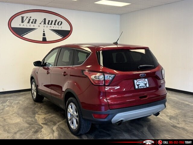 2017 Ford Escape SE - Photo 11