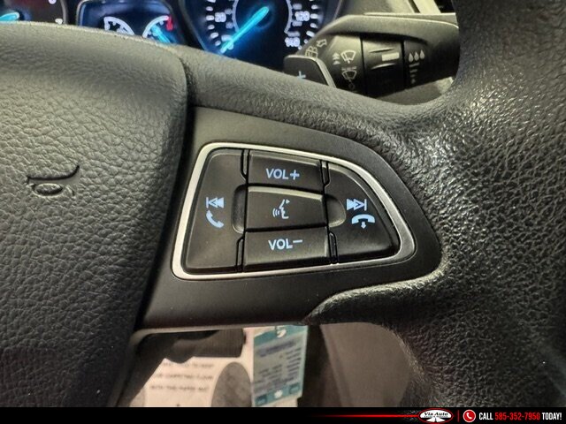 2017 Ford Escape SE - Photo 16