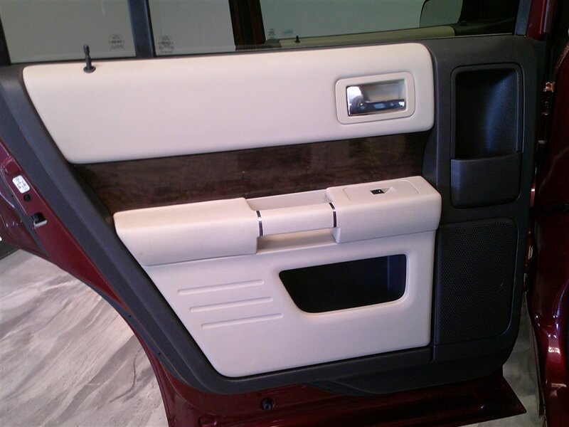 2016 Ford Flex Limited - Photo 43 - Spencerport, NY 14559