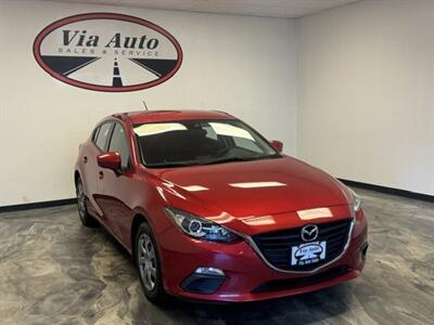 2014 Mazda Mazda3 i Sport Hatchback