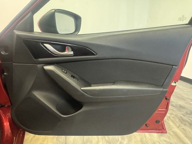 2014 Mazda Mazda3 i Sport - Photo 29 - Spencerport, NY 14559