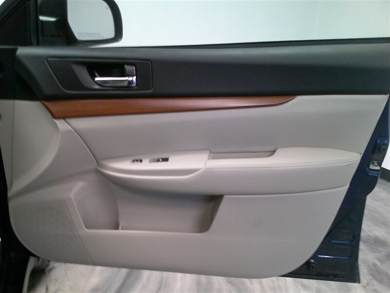 2014 Subaru Outback 3.6R Limited - Photo 36 - Spencerport, NY 14559
