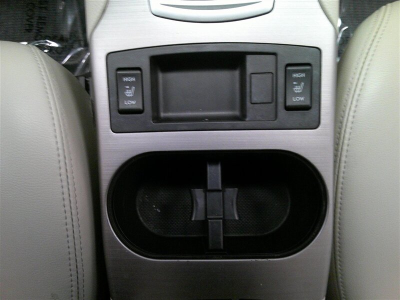 2014 Subaru Outback 3.6R Limited - Photo 25 - Spencerport, NY 14559