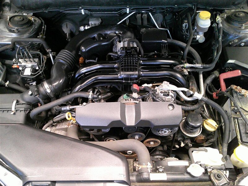 2014 Subaru Legacy 2.5i Sport - Photo 3 - Spencerport, NY 14559