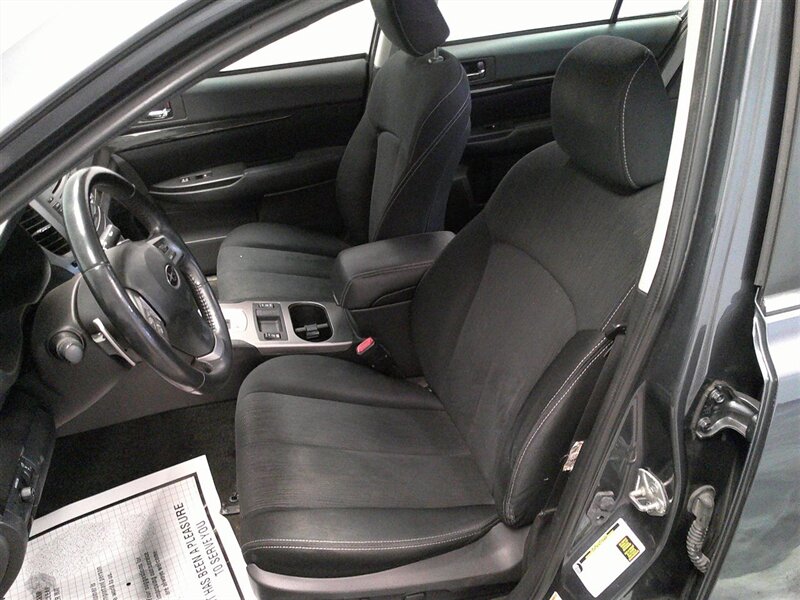 2014 Subaru Legacy 2.5i Sport - Photo 24 - Spencerport, NY 14559