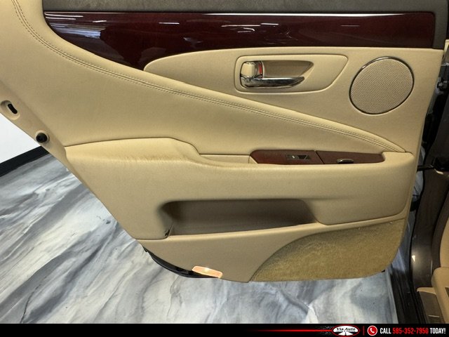 2012 Lexus LS - Photo 39 - Spencerport, NY 14559
