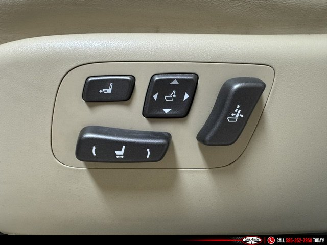 2012 Lexus LS - Photo 29 - Spencerport, NY 14559