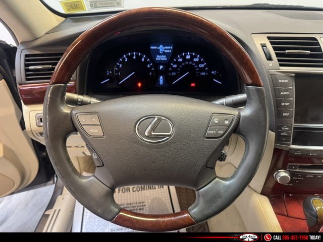2012 Lexus LS - Photo 15 - Spencerport, NY 14559
