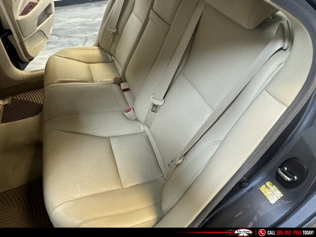 2012 Lexus LS - Photo 32 - Spencerport, NY 14559