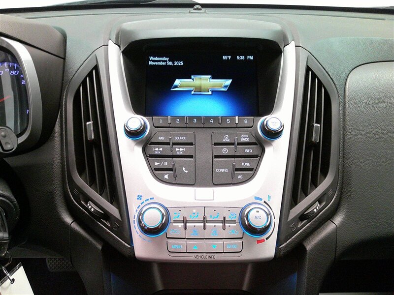 2016 Chevrolet Equinox LS - Photo 14 - Spencerport, NY 14559