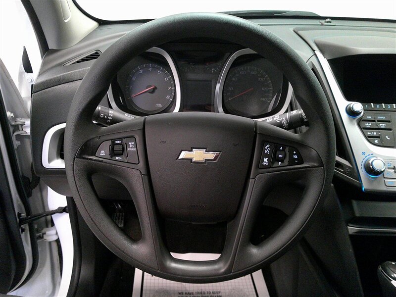 2016 Chevrolet Equinox LS - Photo 10 - Spencerport, NY 14559