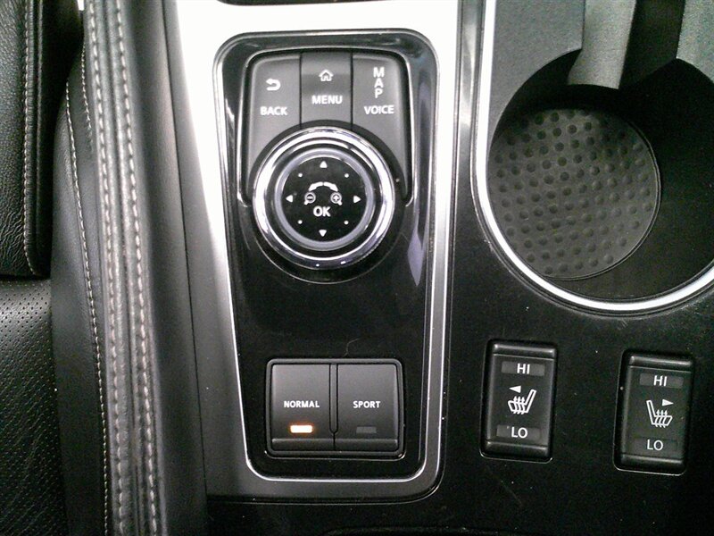2016 Nissan Maxima SL photo 24