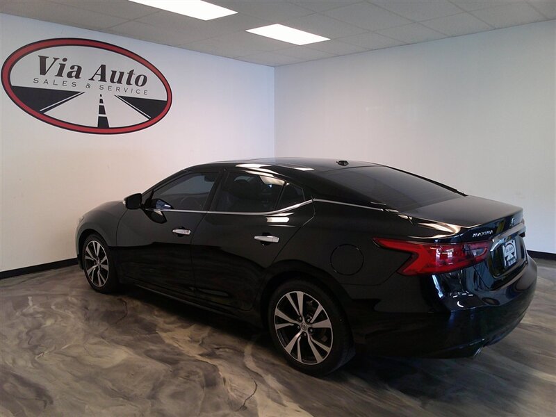 2016 Nissan Maxima SL photo 9