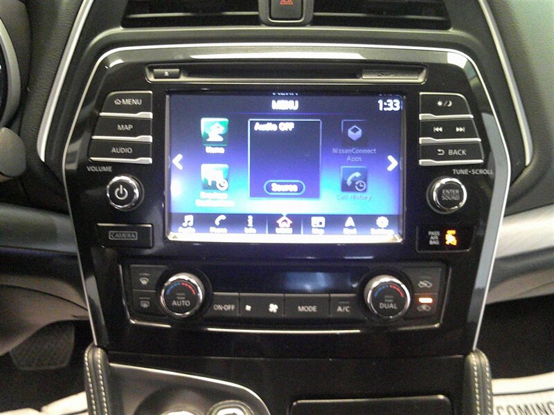 2016 Nissan Maxima SL photo 15