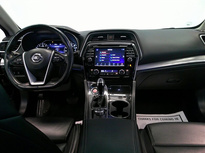 2016 Nissan Maxima SL photo 3