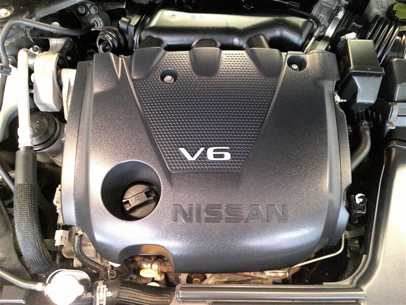2016 Nissan Maxima SL photo 25