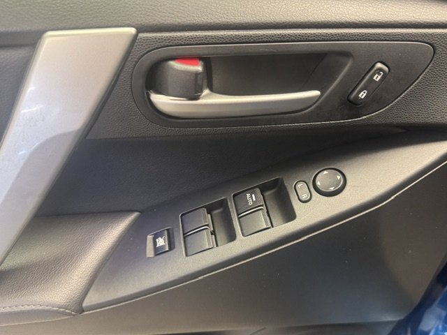 2012 Mazda Mazda3 i Grand Touring - Photo 29 - Spencerport, NY 14559