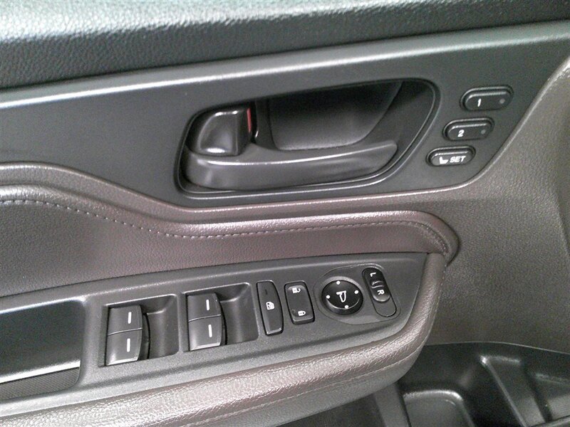 2018 Honda Odyssey EX-L   - Photo 40 - Spencerport, NY 14559