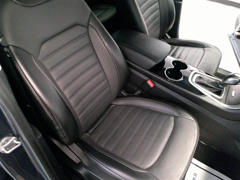 2018 Ford Edge SEL - Photo 29 - Spencerport, NY 14559