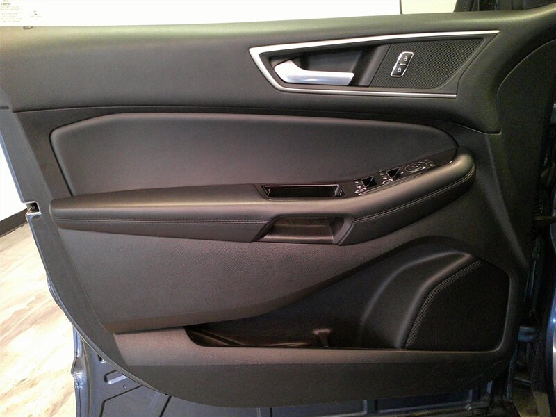 2018 Ford Edge SEL - Photo 36 - Spencerport, NY 14559