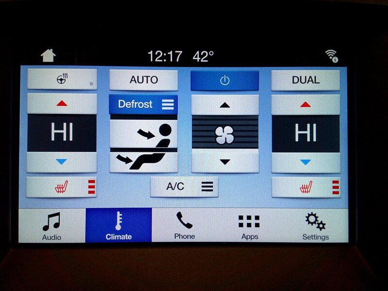 2018 Ford Edge SEL - Photo 19 - Spencerport, NY 14559