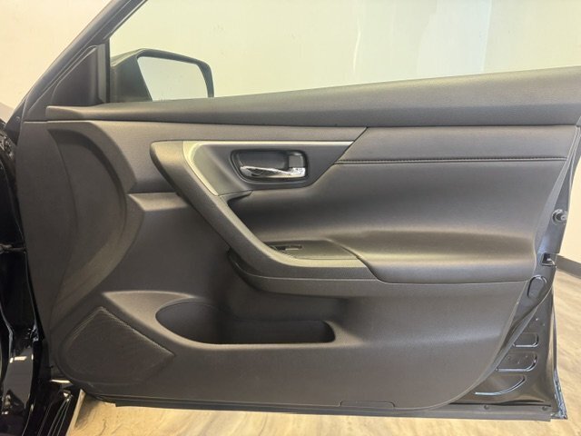 2015 Nissan Altima 2.5 S - Photo 24 - Spencerport, NY 14559