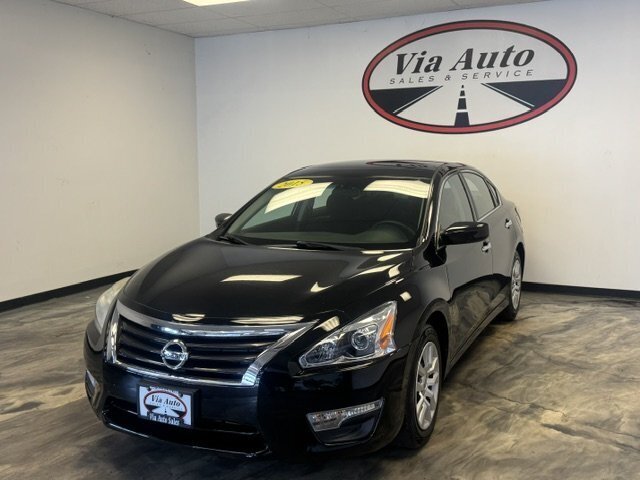 2015 Nissan Altima 2.5 S - Photo 5 - Spencerport, NY 14559