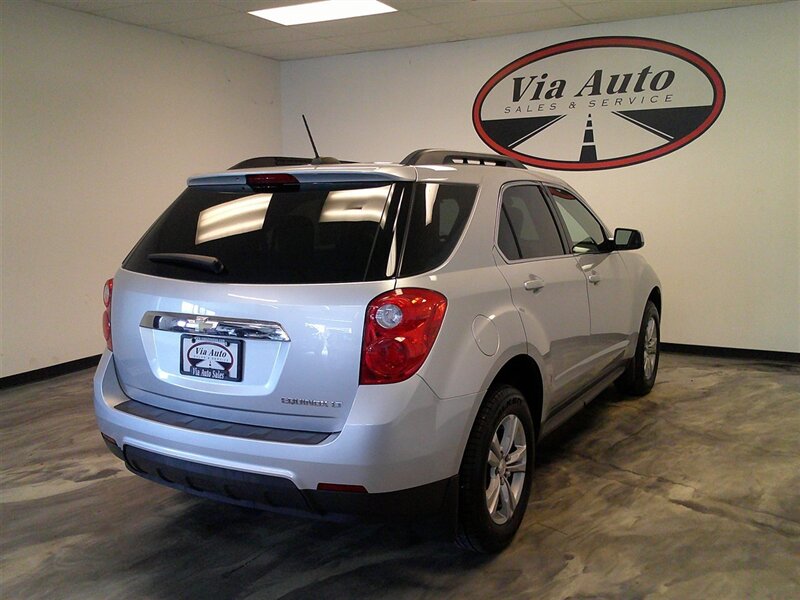 2017 Chevrolet Equinox LT - Photo 9 - Spencerport, NY 14559