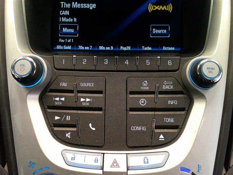 2017 Chevrolet Equinox LT - Photo 19 - Spencerport, NY 14559