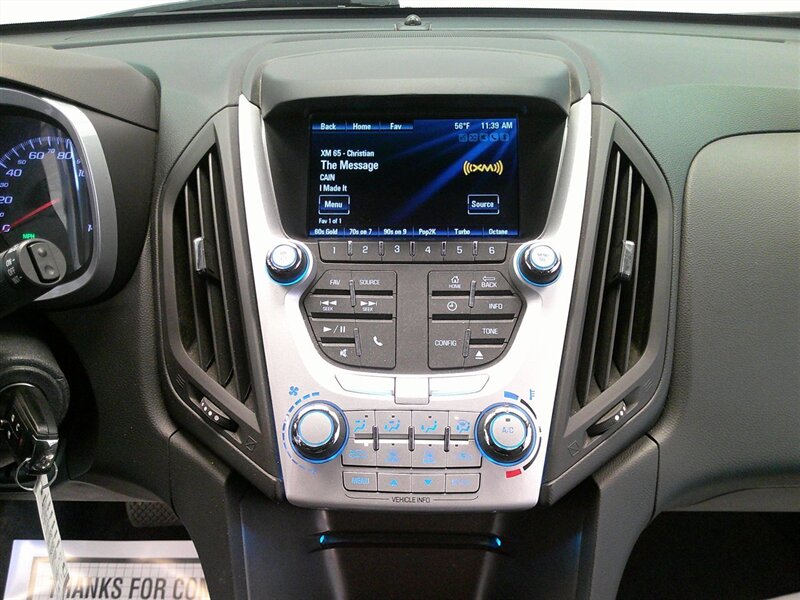 2017 Chevrolet Equinox LT - Photo 17 - Spencerport, NY 14559