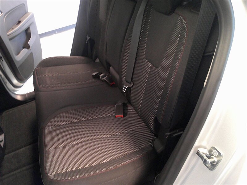 2017 Chevrolet Equinox LT - Photo 29 - Spencerport, NY 14559