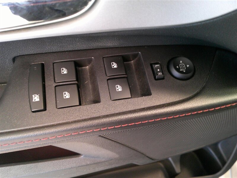 2017 Chevrolet Equinox LT - Photo 34 - Spencerport, NY 14559