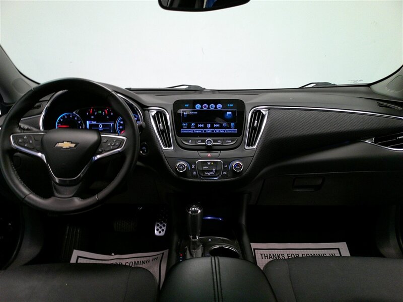 2016 Chevrolet Malibu LT - Photo 3 - Spencerport, NY 14559